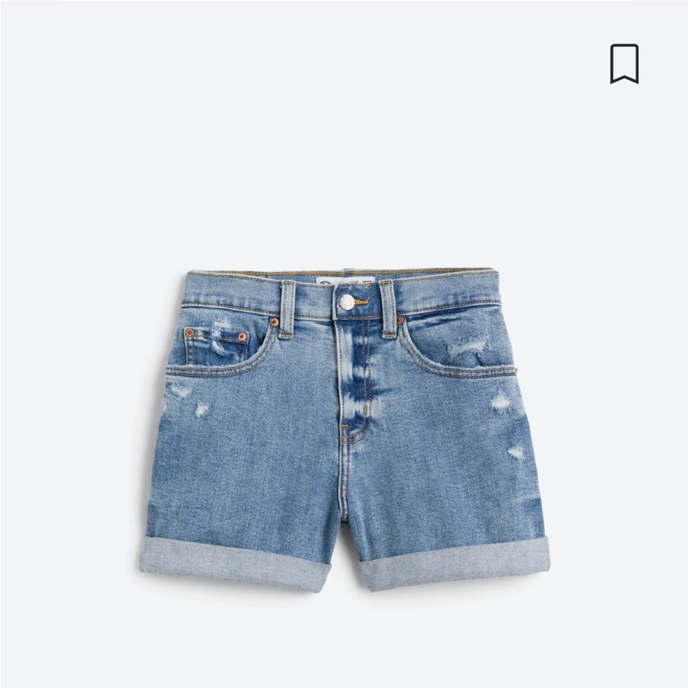 Daze Denim's Dads Girl Eco Distressed Cuffed Mom Short. Size 28